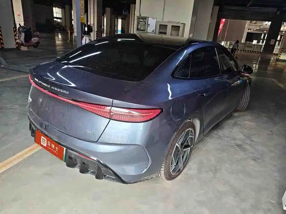 BYD Seal 2022 700km Long Range RWD Edition фото 3