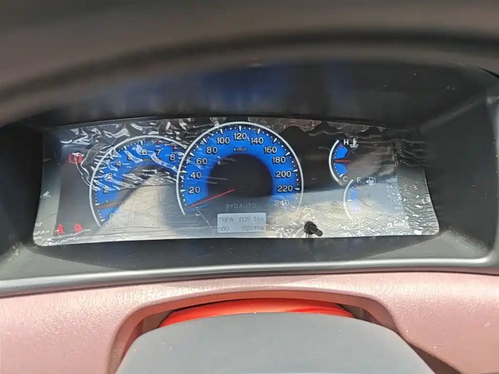BYD F3 2013 Energy-saving Edition 1.5L Manual Comfort фото 12
