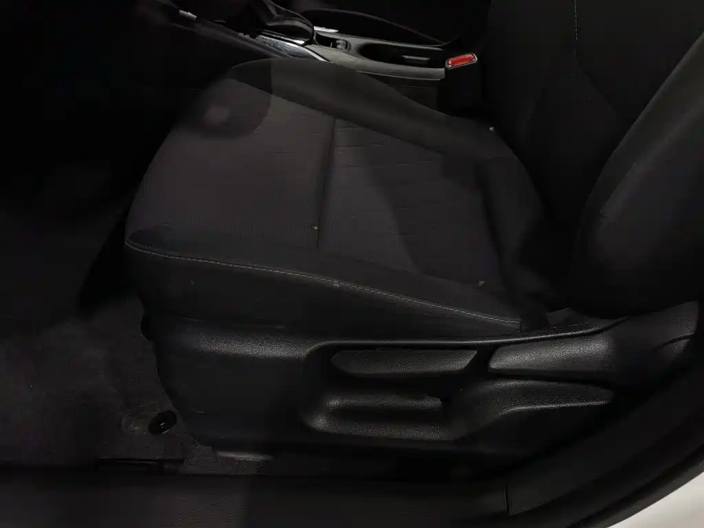 Toyota Corolla 2023 1.8L Smart Hybrid Dual Engine Pioneer Edition фото 20
