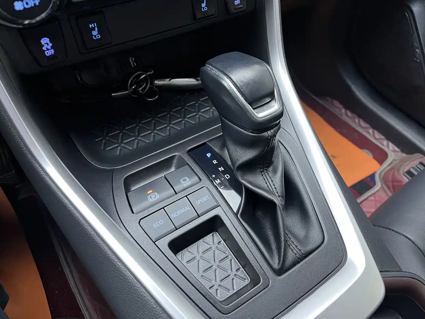Toyota RAV4 Rongfang 2022 2.0L CVT 2WD Trend Plus Edition фото 9