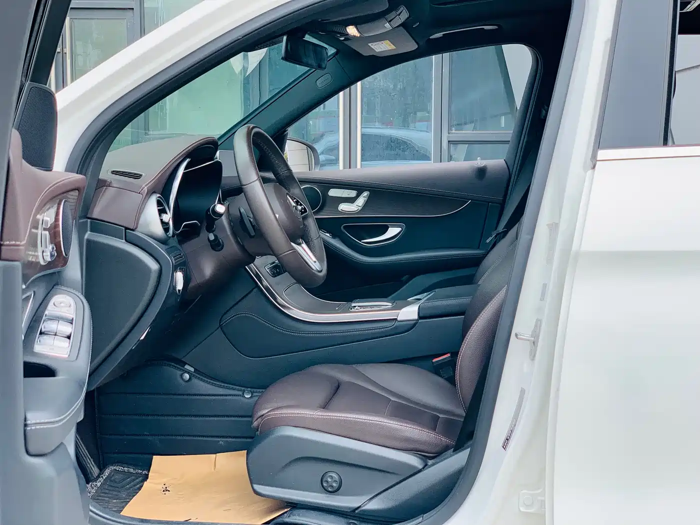 Mercedes-Benz GLC 2021 GLC 260 L 4MATIC Luxury фото 9