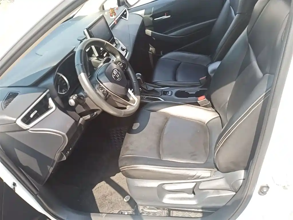 Toyota Corolla 2019 1.2T S-CVT Sport Edition фото 15
