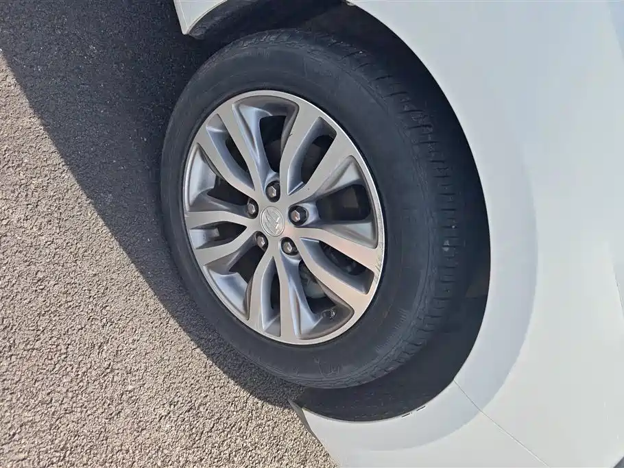 Buick Excelle 2019 18T Auto Connected Elite China VI фото 6