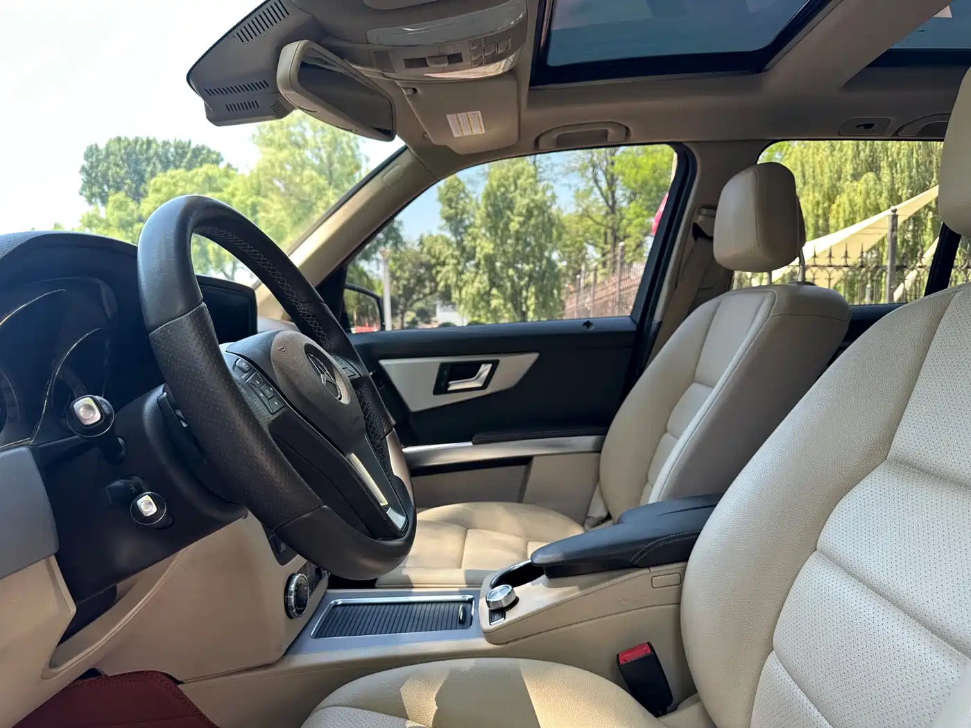 Mercedes-Benz GLK-Class 2013 GLK 300 4MATIC Fashion фото 22
