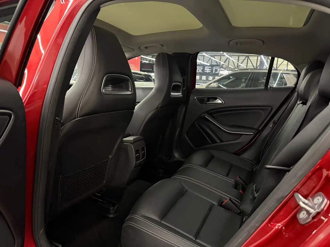 Mercedes-Benz GLA 2018 GLA 220 4MATIC Sport фото 7