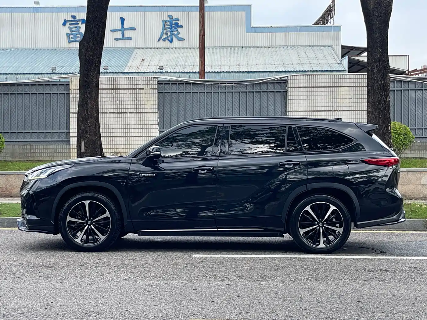 Toyota Crown Kluger 2021 2.5L HEV AWD Flagship Edition фото 16