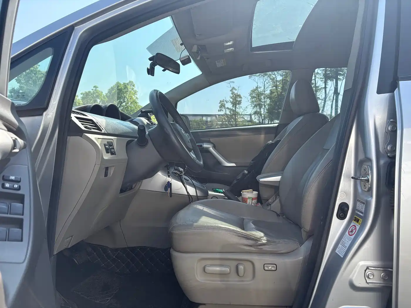 Toyota E'Z 2011 180E CVT Elite Edition фото 8