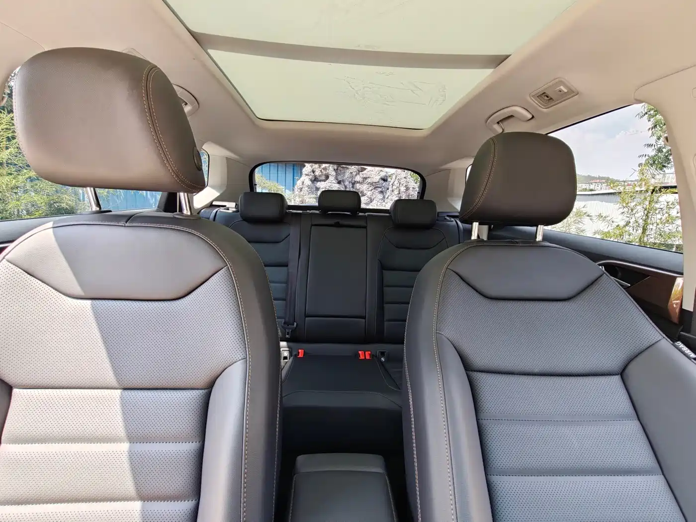 Volkswagen Tharu 2021 280TSI 2WD Luxury Plus фото 23