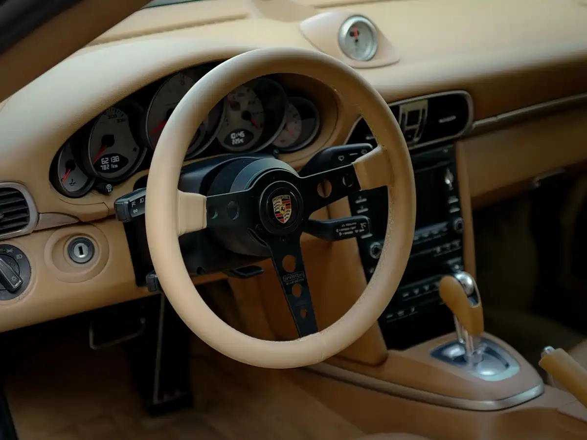Porsche 911 2010 Carrera S 3.8L фото 17