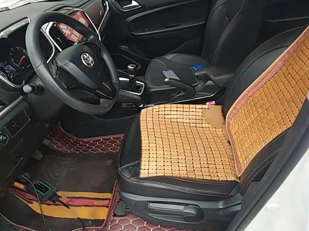 Zhonghua V3 2019 2017 1.5L Manual Comfort