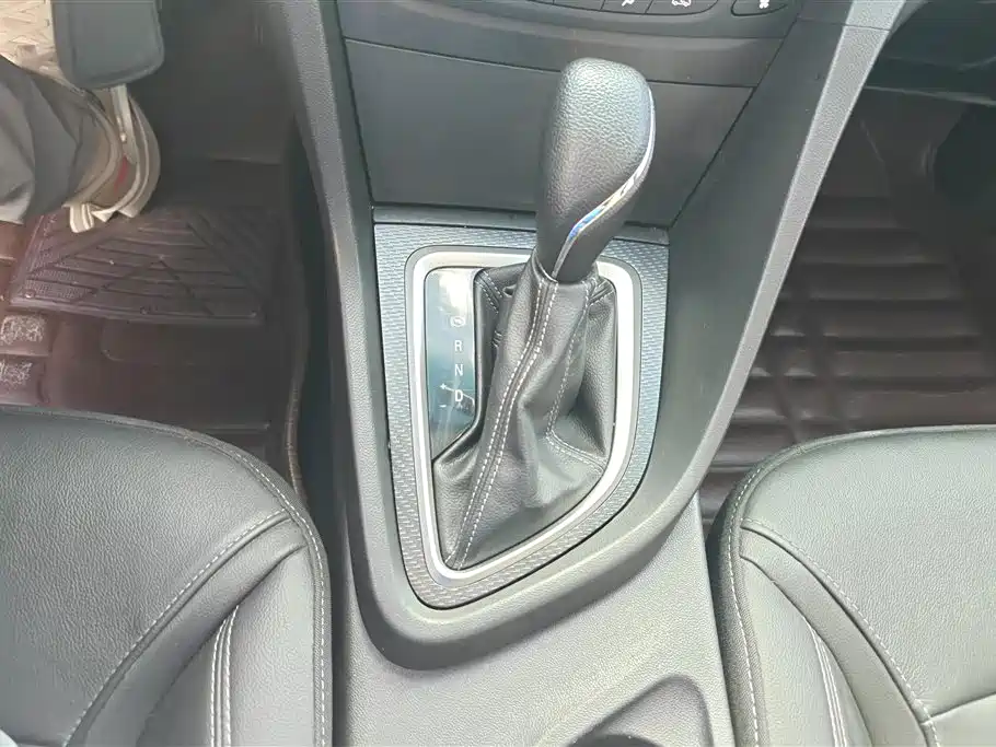 Buick Excelle 2019 18T Auto Connected Elite China VI фото 16