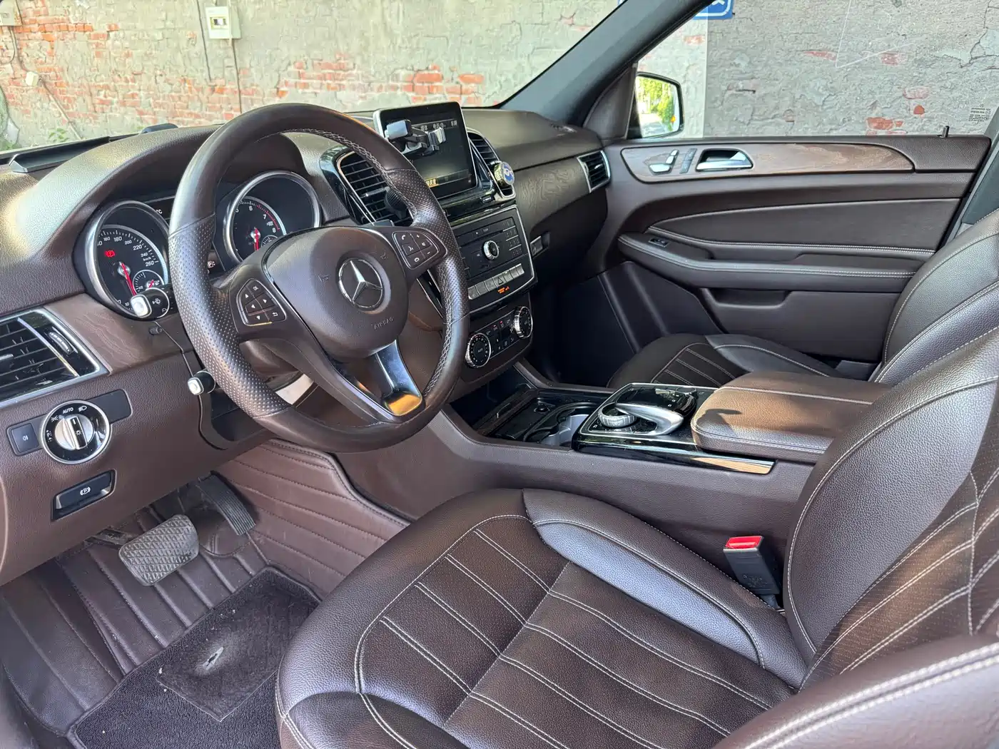 Mercedes-Benz GLE 2015 GLE 400 4MATIC фото 14