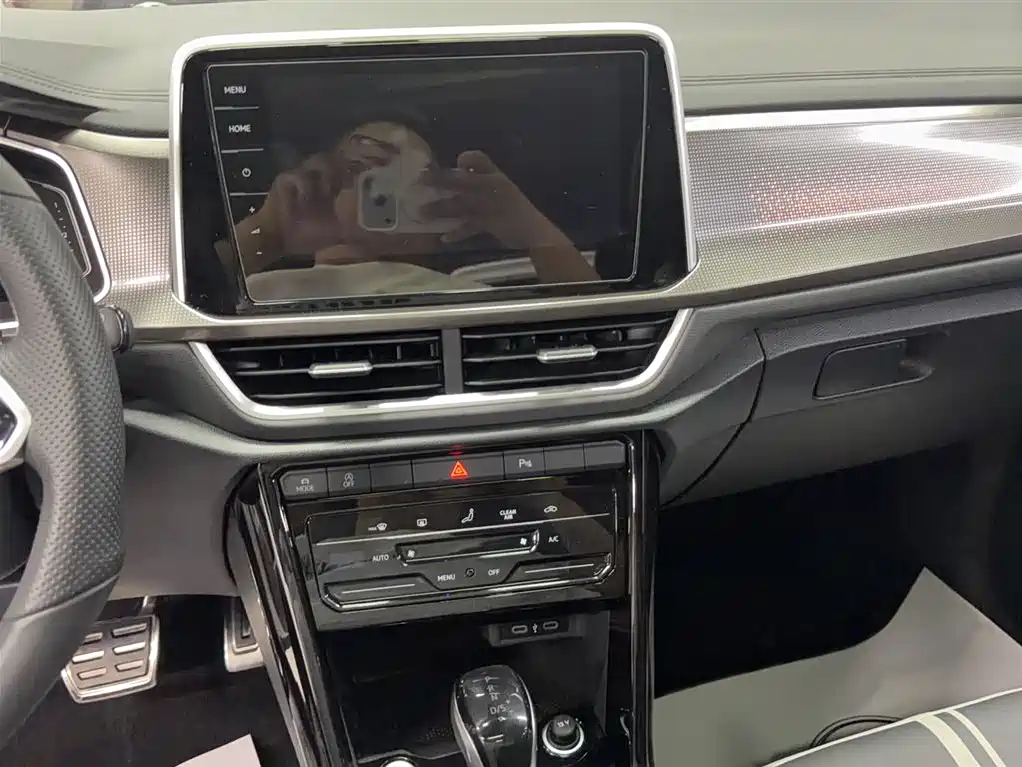 Volkswagen T-ROC 2023 300TSI DSG 2WD Dawn Edition фото 6