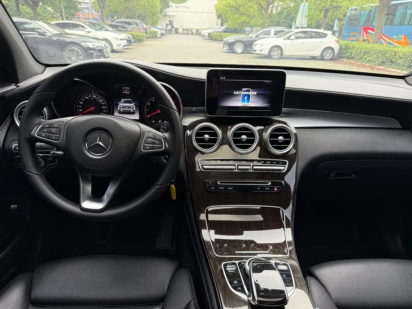 Mercedes-Benz GLC 2018 GLC 260 4MATIC Luxury фото 12