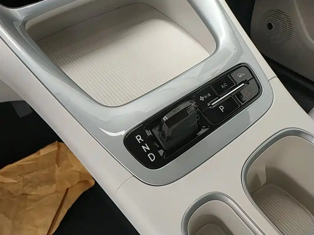 Geely Galaxy Starry Wish 2026 Edition 310km Youth Version фото 14