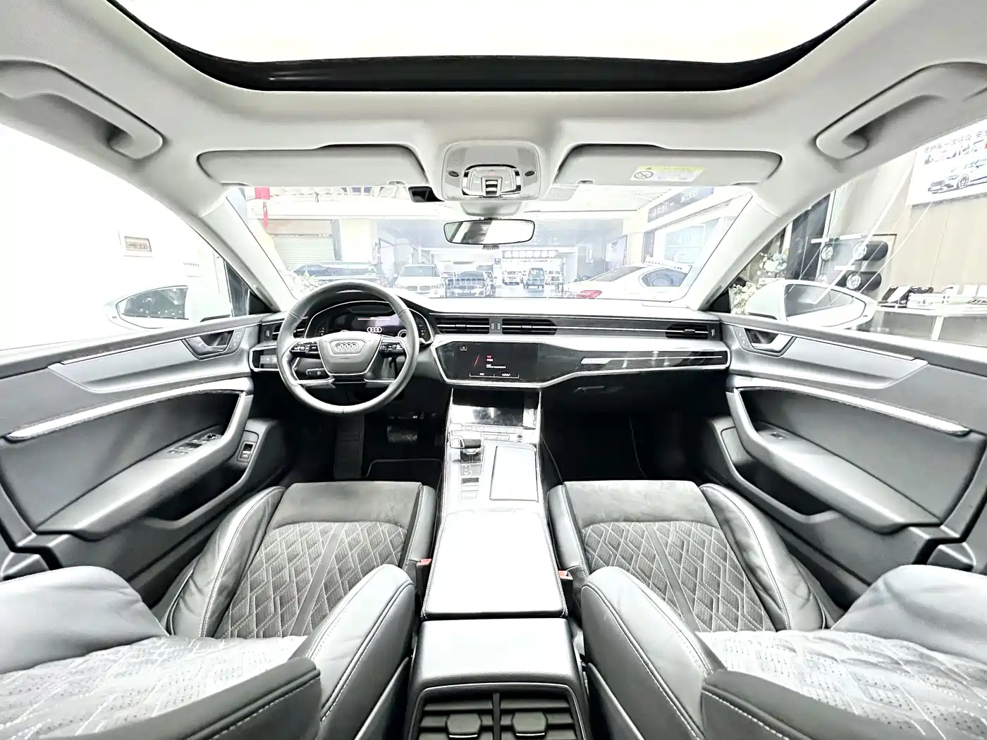 Audi A7L 2022 45 TFSI quattro S-line Vision Crystal Package фото 9