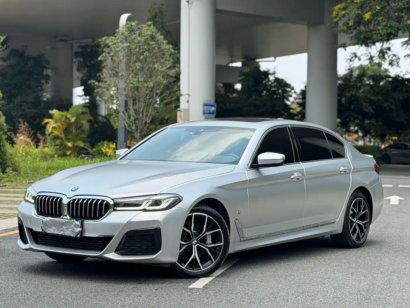 BMW 5 Series 2021 530Li Premium M Sport Package