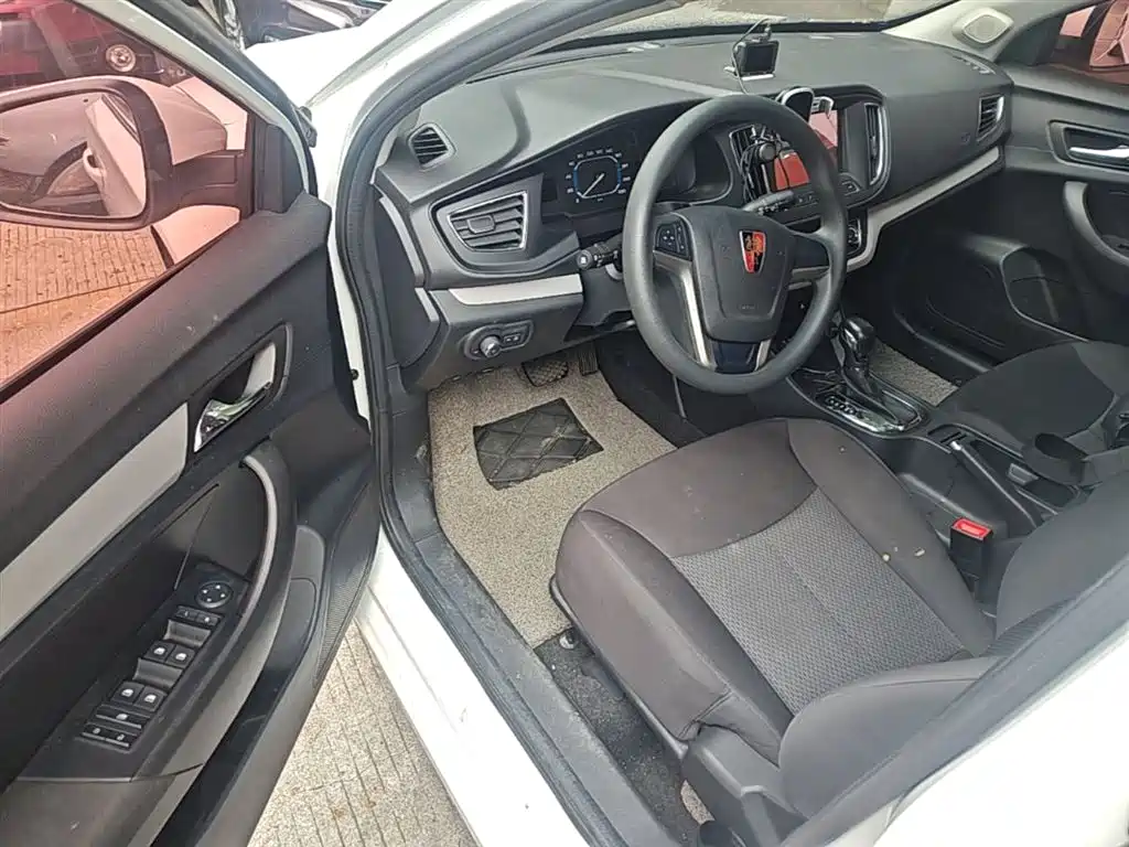 Roewe 360 2016 2016 1.5L Automatic Smart Screen Edition