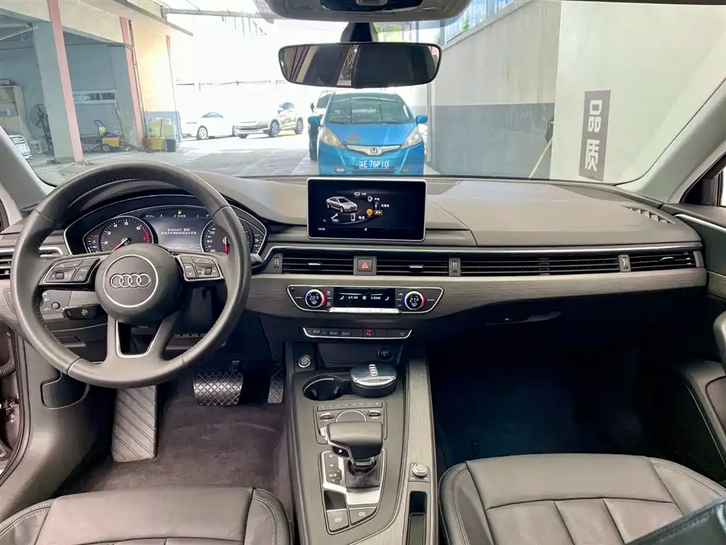 Audi A4L 2017 40 TFSI Style Edition фото 8