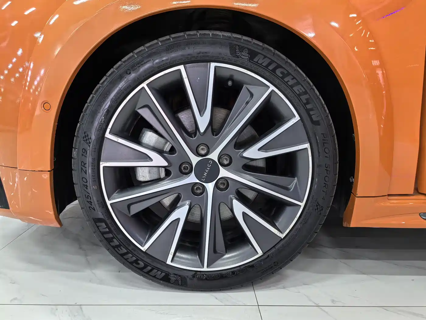 Lynk & Co 02 Hatchback 2021 2.0TD Halo фото 17