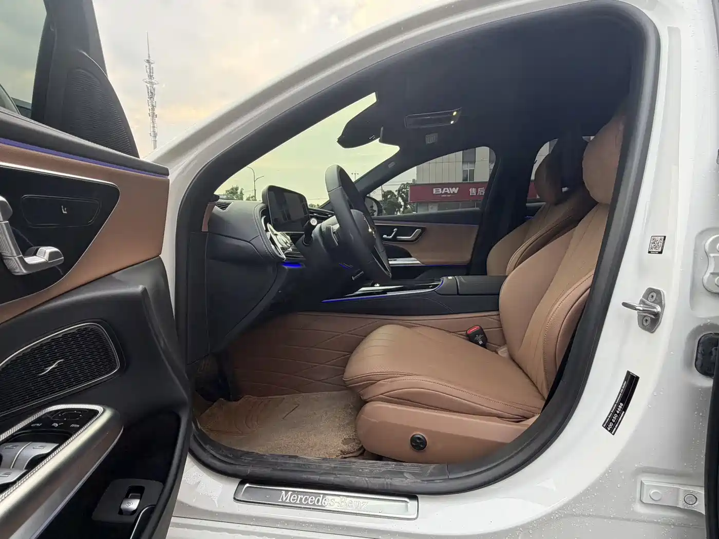 Mercedes-Benz E-Class 2024 Model E 260 L фото 4