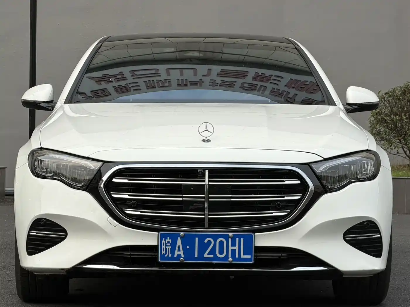 Mercedes-Benz E-Class 2024 Model E 260 L фото 2