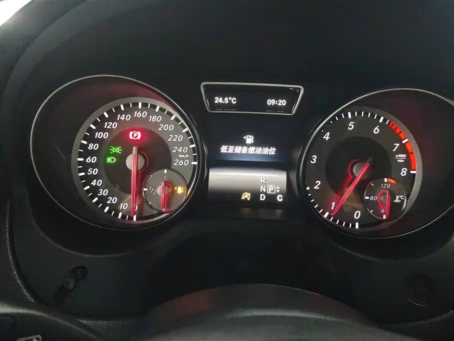Mercedes-Benz CLA (Import) 2016 Facelift CLA 220 4MATIC фото 14