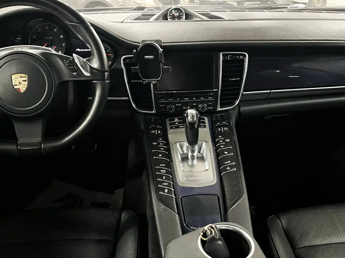 Porsche Panamera 2010 Panamera 3.6L фото 10