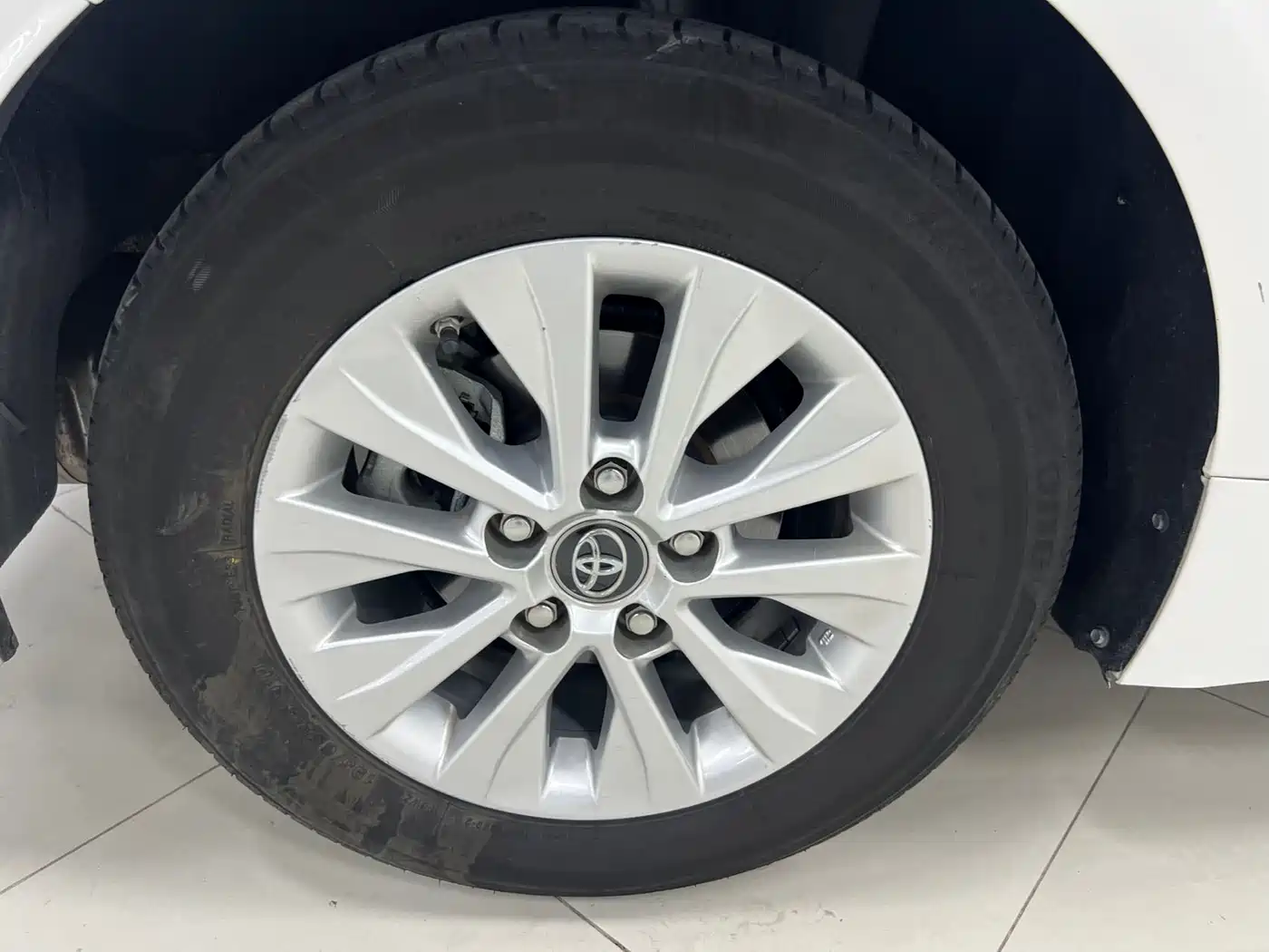 Toyota Corolla 2023 1.5L Pioneer Edition фото 18