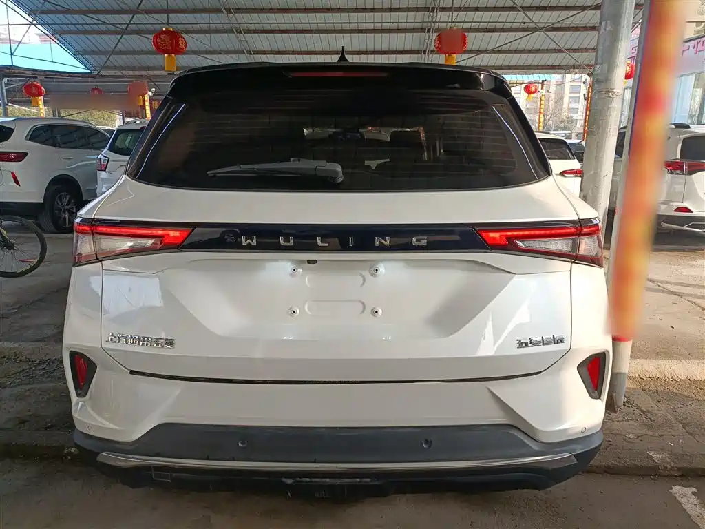 Wuling Motors Wuling Xingchen 2022 2021 1.5T CVT Starlight Edition