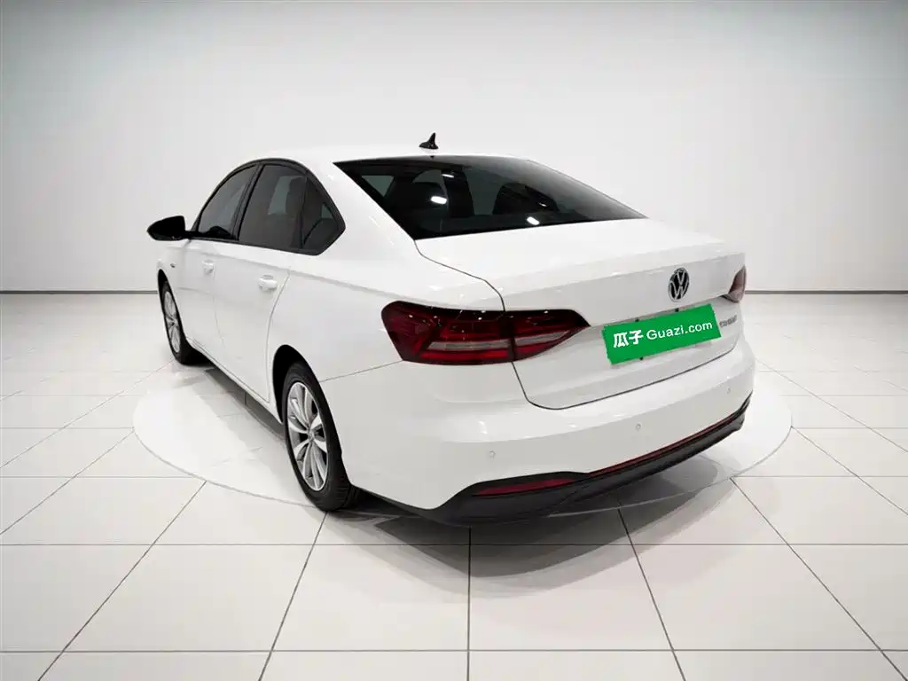 Volkswagen Lavida 2024 Model 1.5L Automatic Delight Edition фото 5