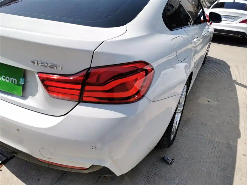 BMW 4 Series 2017 425i Gran Coupe Leading M Sport Package фото 24