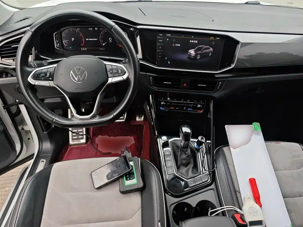 Volkswagen Tayron X 2020 330TSI 2WD Premium Smart Edition фото 10