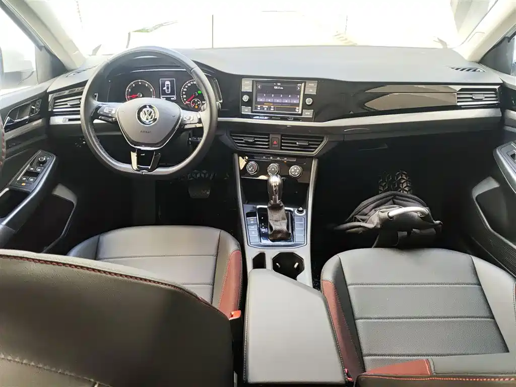 Volkswagen Bora 2020 1.5L Automatic Comfort фото 10