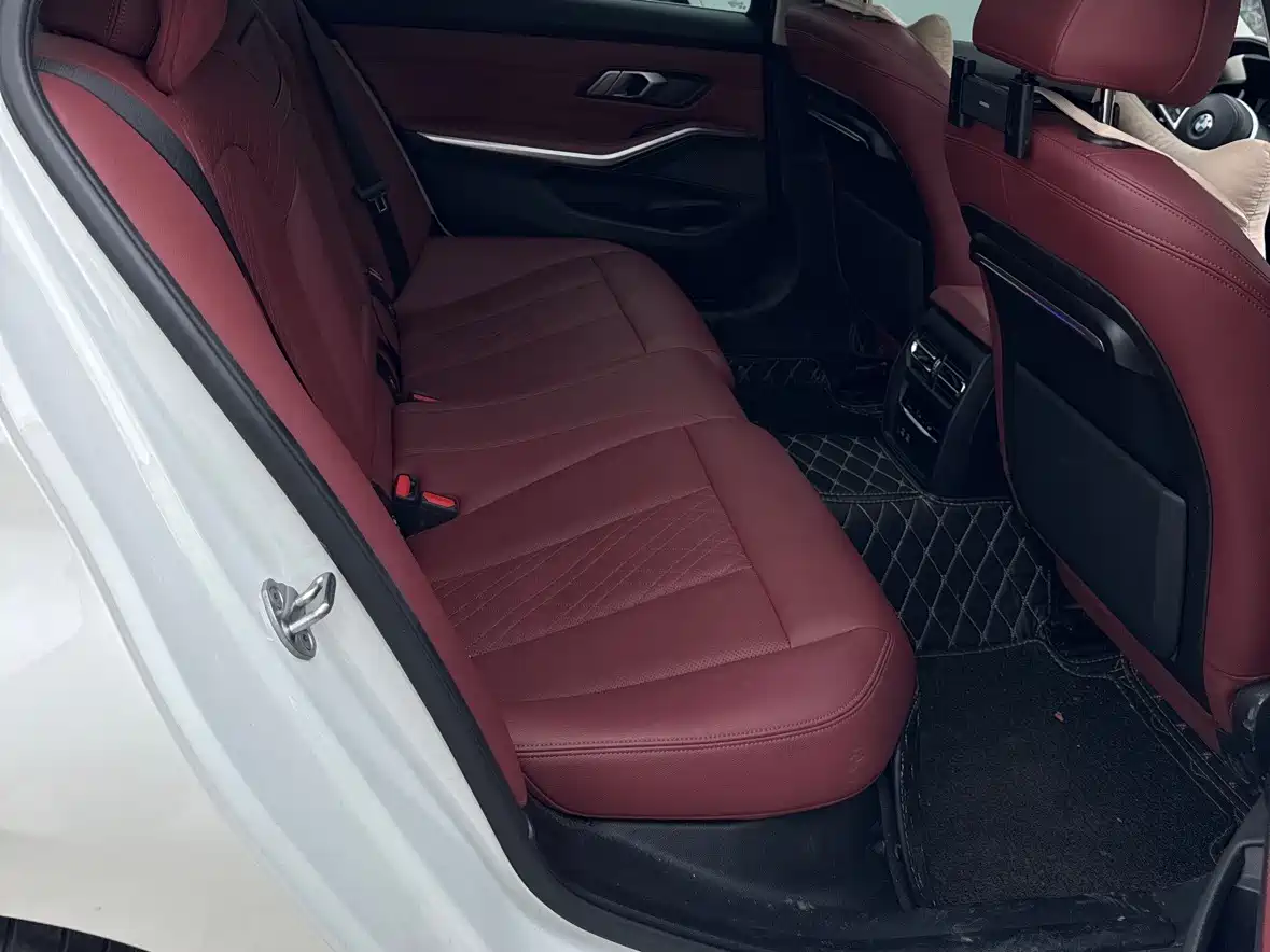 BMW 3 Series 2022 325Li M Sport Package фото 11