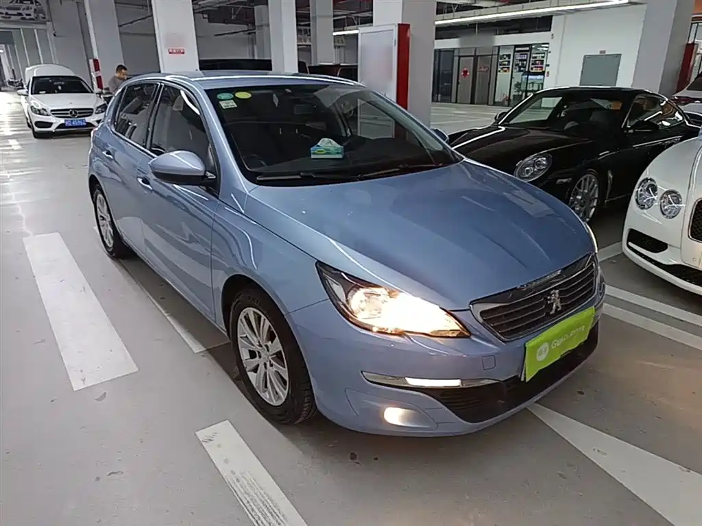 Peugeot 308S 2015 1.2T Auto Elegance Edition фото 4