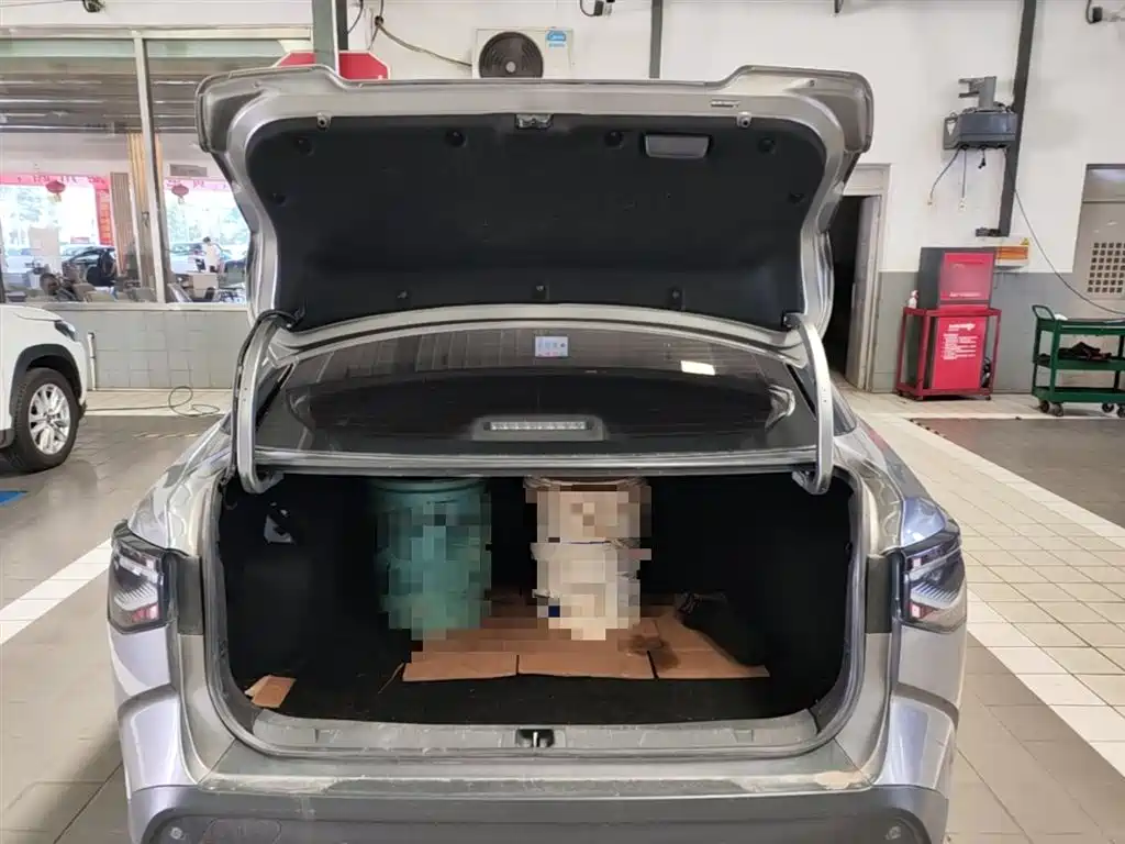 Toyota bZ3 2023 616km Long Range PRO фото 19