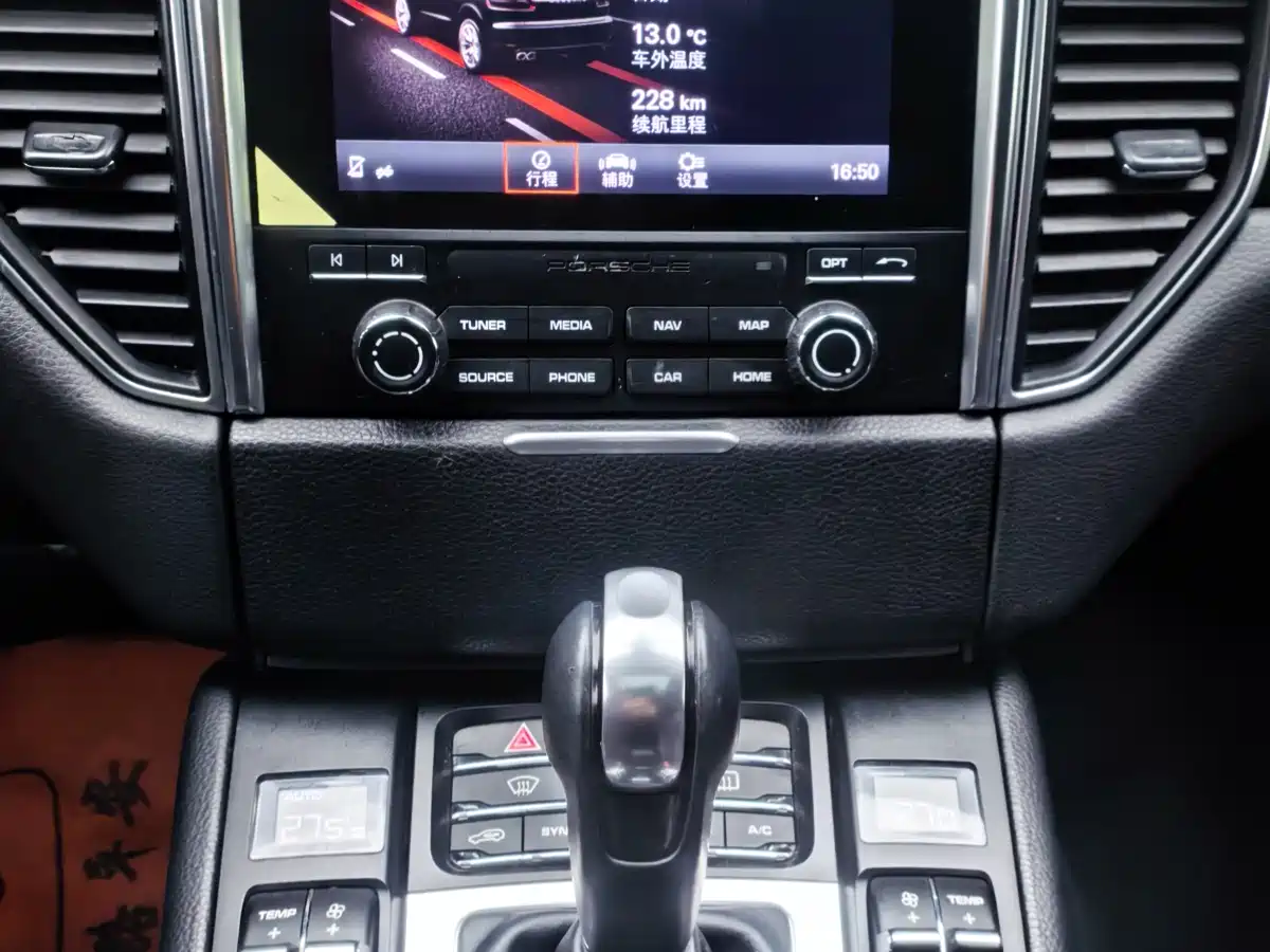 Porsche Macan 2017 Macan S 3.0T фото 10