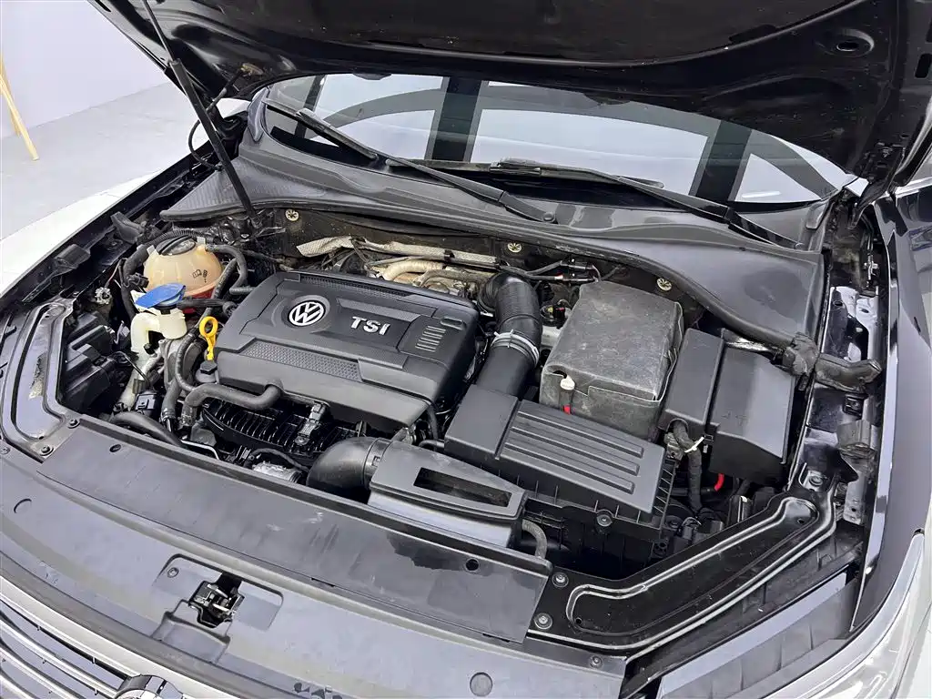 Volkswagen Passat 2017 330TSI DSG Prestige фото 12