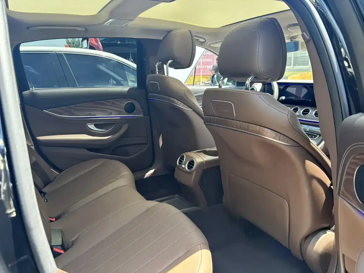 Mercedes-Benz E-Class 2016 E 300 L Fashion Type фото 9