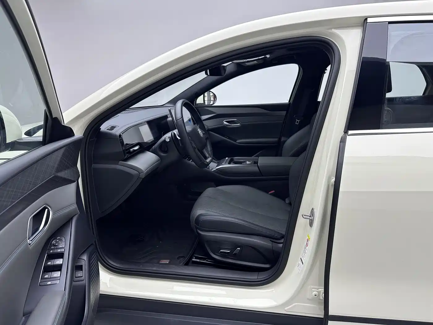 BYD Qin L 2025 Model EV 545KM Excellence Edition фото 7