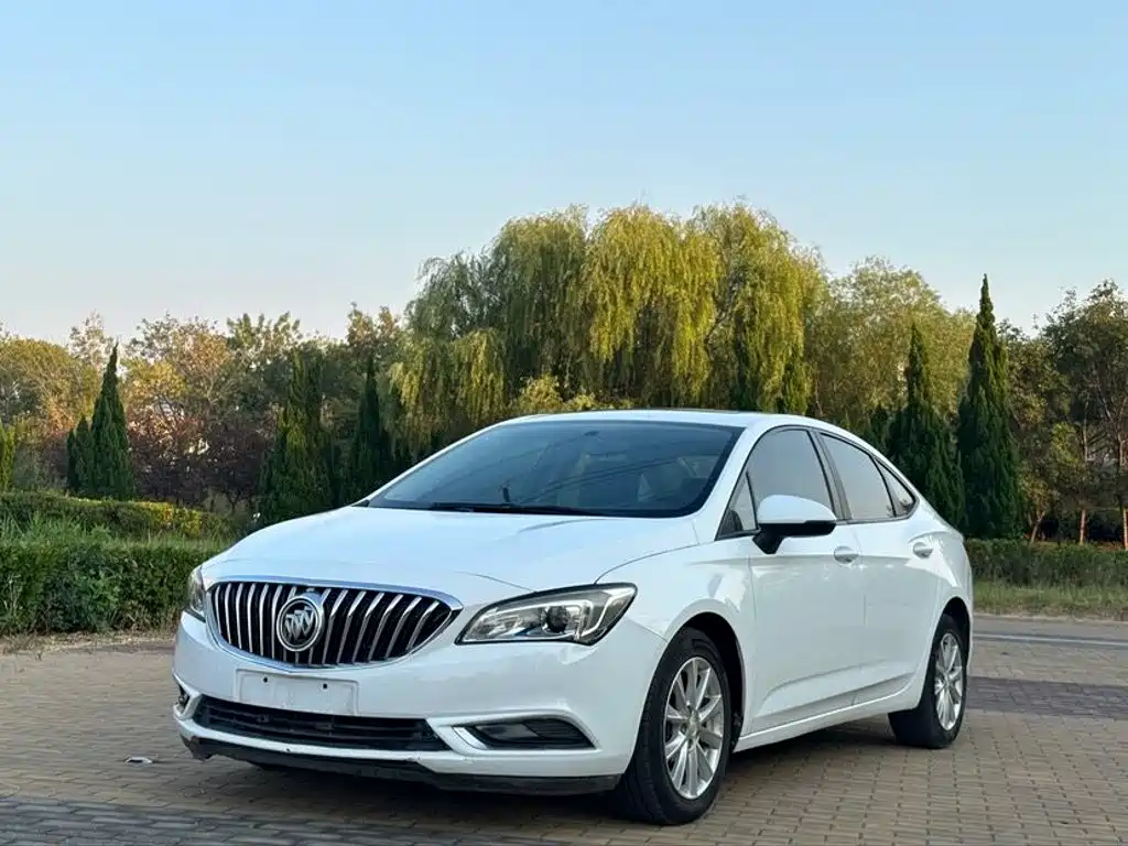 صورة 1 - Buick Verano