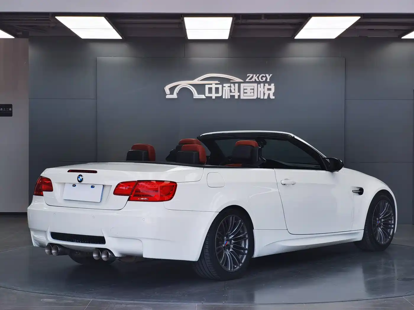 BMW M3 2009 BMW M3 Convertible фото 3
