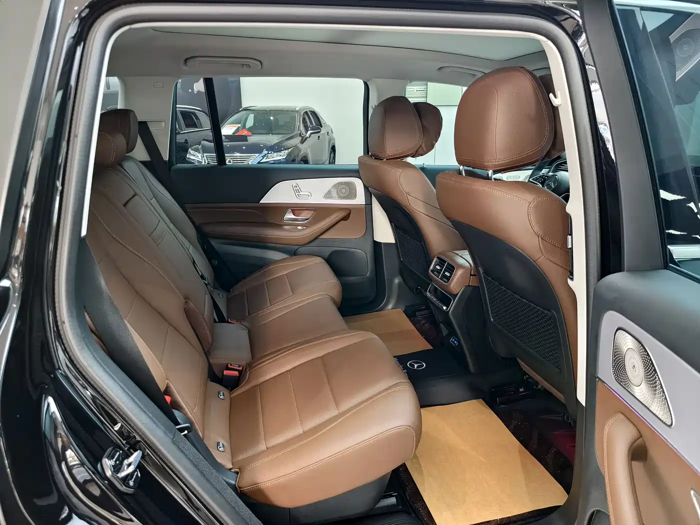 MERCEDES-BENZ GLS