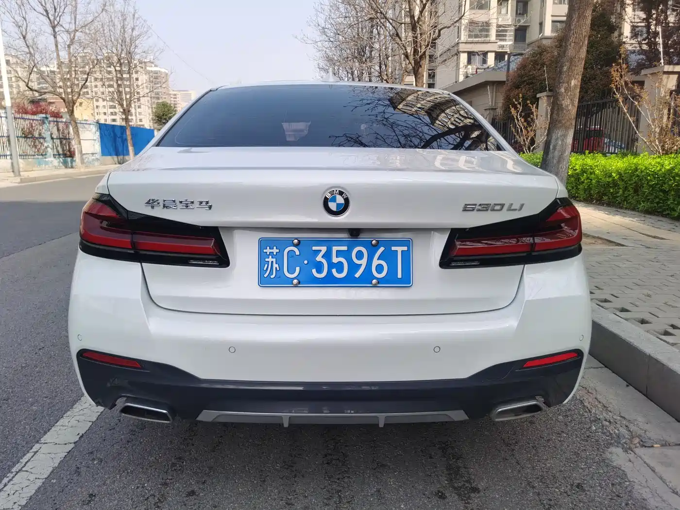BMW 5 Series 2023 Facelift 530Li Leading M Sport Package фото 4
