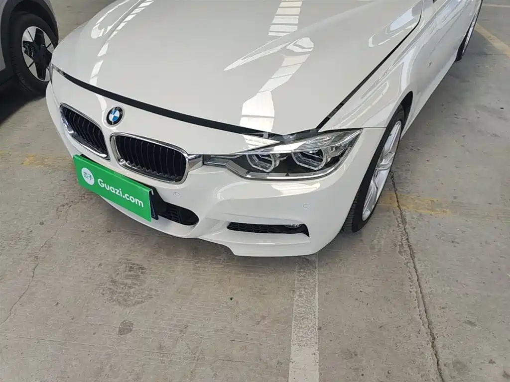 BMW 3 Series 2017 320i M Sport фото 24