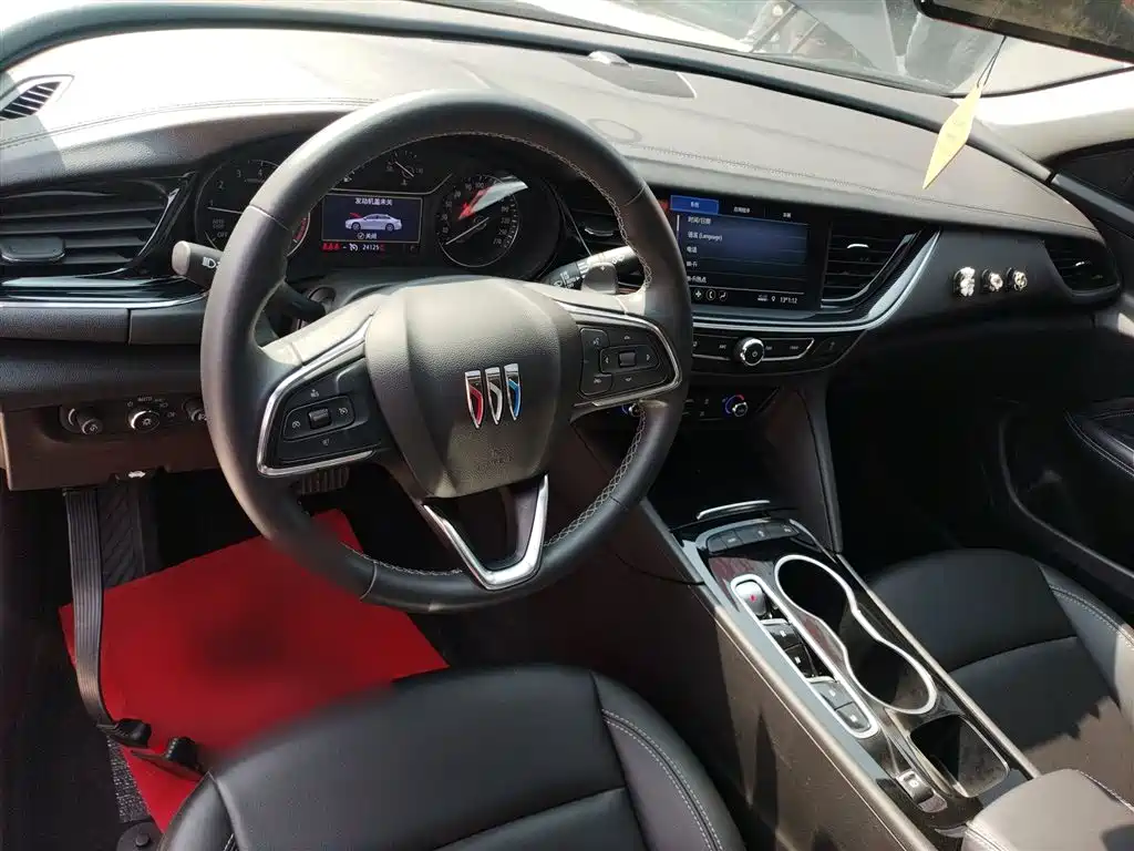 Buick Regal 2024 25T Ultra Comfort Edition фото 10