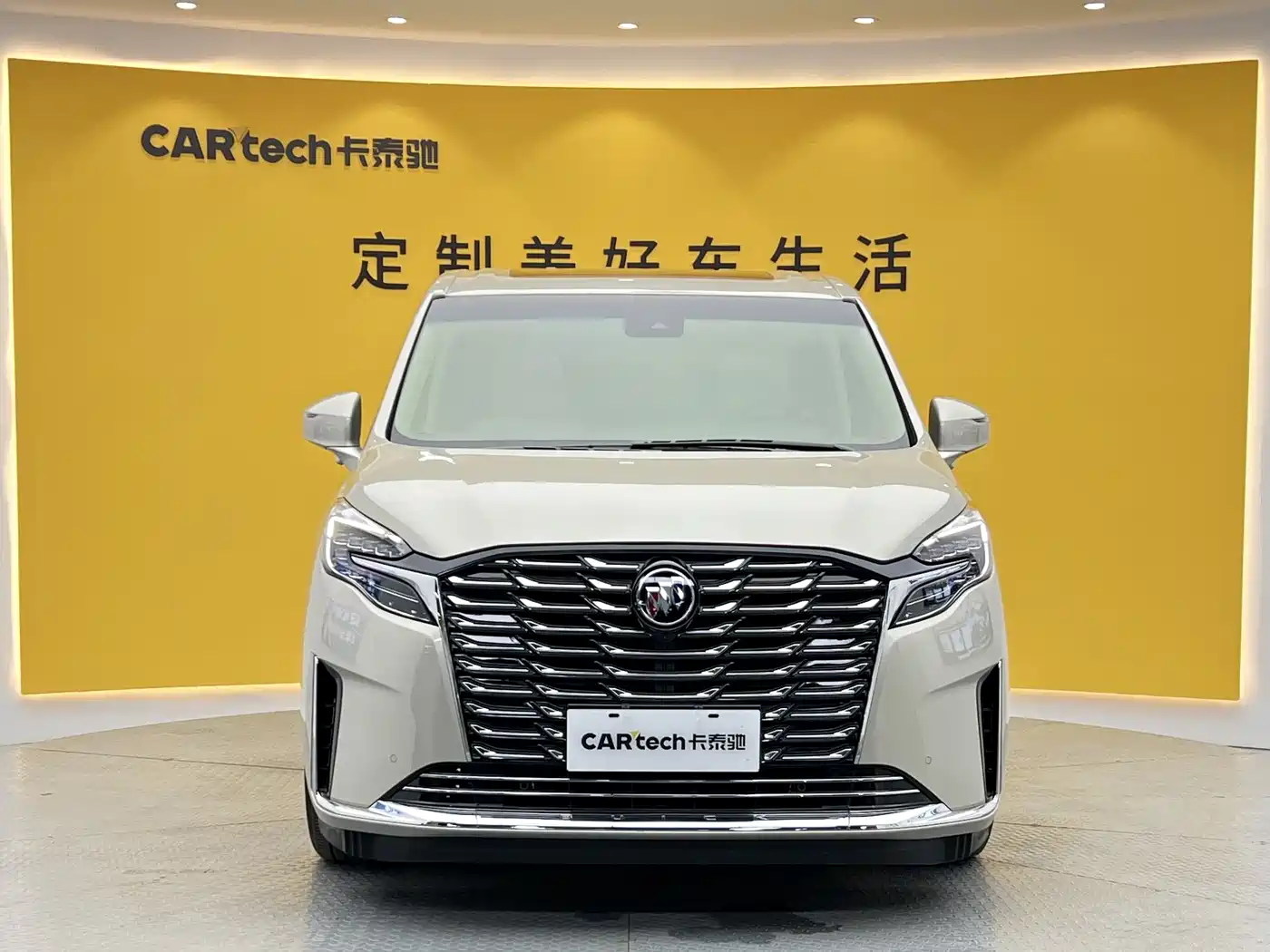 Buick GL8 2023 ES Landmaster Exclusive фото 2