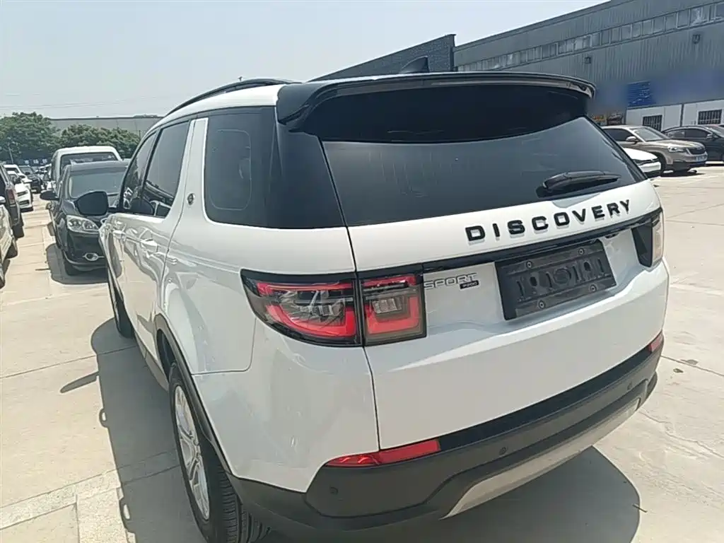 Land Rover Discovery Sport 2020 200PS Family Edition фото 5