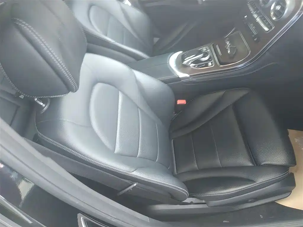 Mercedes-Benz GLC 2016 GLC 300 4MATIC Dynamic фото 25